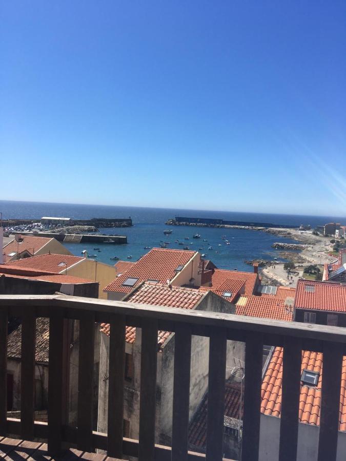 Apartamentos A Roda ア・グアルダ エクステリア 写真